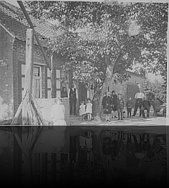 Hoeve De Maay 10 1914  bij uitbreken oorlog staan kaar om te vluchten